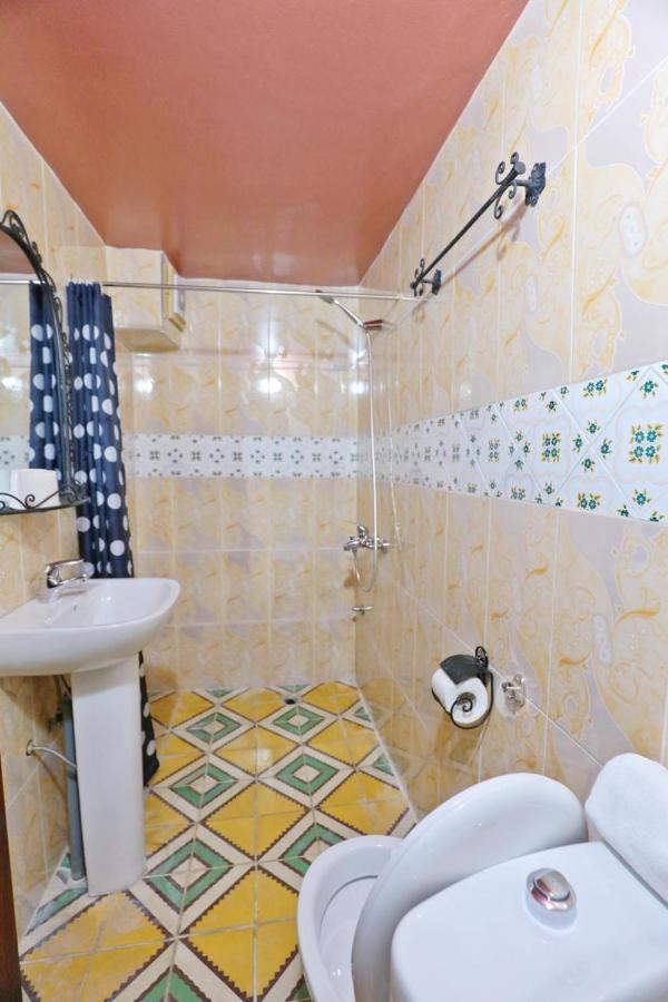 Aymane Rooftop Budget Panoramic Hotel Шефшауэн Экстерьер фото