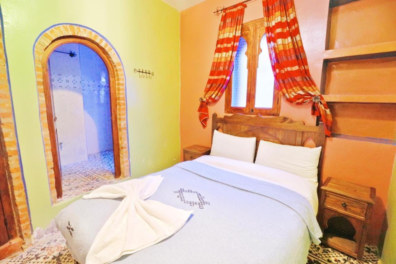 Aymane Rooftop Budget Panoramic Hotel Шефшауэн Экстерьер фото