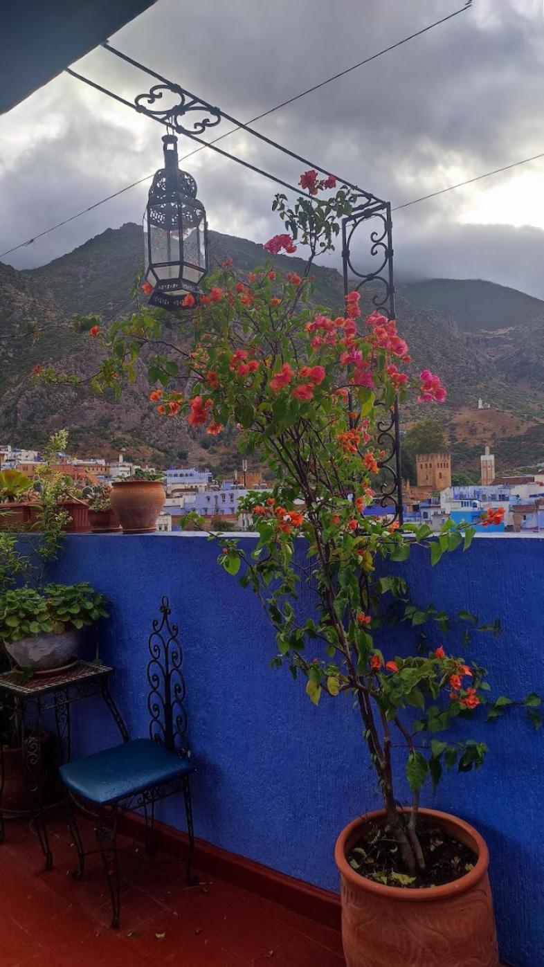 Aymane Rooftop Budget Panoramic Hotel Шефшауэн Экстерьер фото